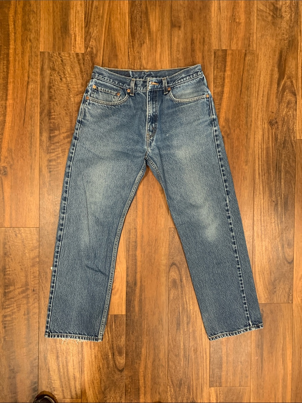 Vintage Levi’s 90’s early 00’s 505 Men's Blue Denim Jeans W33 L30 Medium Wash